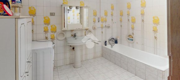 3 bedrooms House in Brindisi, Italy No. 54711 22