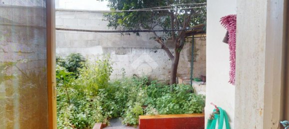 3 bedrooms House in Brindisi, Italy No. 54711 16