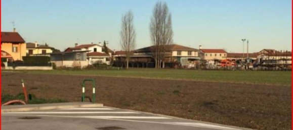 Terreno em Casalserugo, Italy 10784 m² N.º 257912 2