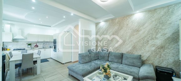 3 bedrooms House in Cavriago, Italy No. 315976 17