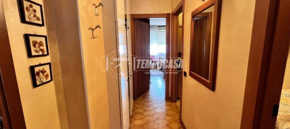 3 bedrooms Apartment in Cermenate, Italy No. 213916 8