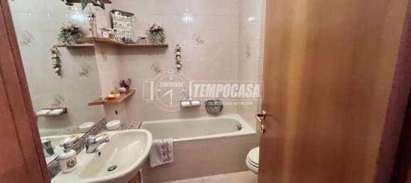 3 bedrooms Apartment in Cermenate, Italy No. 213916 3