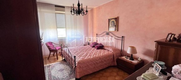 3 bedrooms Apartment in Cermenate, Italy No. 213916 2