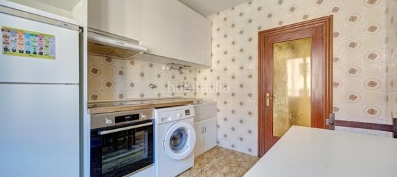 3 Schlafzimmer Wohnung in Chartered Community of Navarre, Spain, Nr. 169726 4