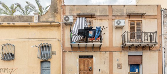 4 غرف نوم منزل في Palermo, Italy رقم 378378 4