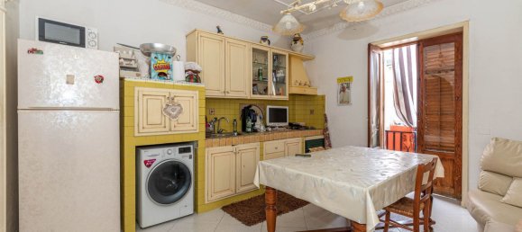 4 غرف نوم منزل في Palermo, Italy رقم 378378 20