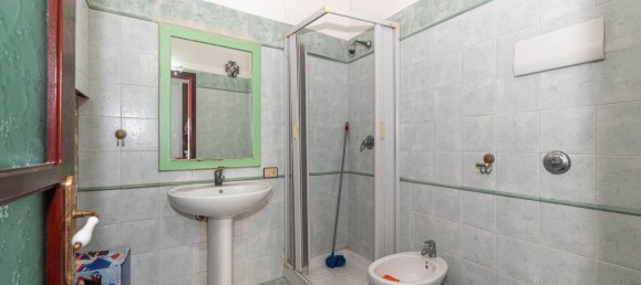 4 غرف نوم منزل في Palermo, Italy رقم 378378 9