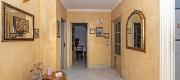 4 غرف نوم منزل في Palermo, Italy رقم 378378 11