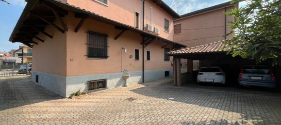 Villa de 5 habitaciónes en Vizzolo Predabissi, Italy No. 181158 6