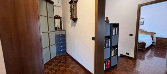 Villa de 5 habitaciónes en Vizzolo Predabissi, Italy No. 181158 28