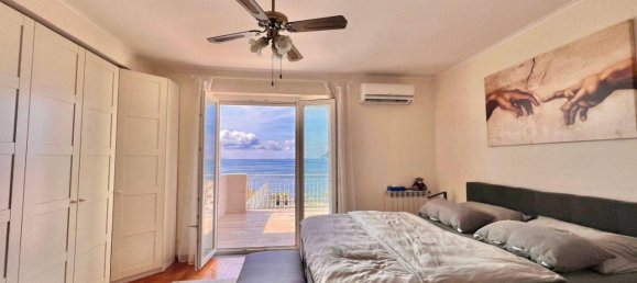 5 rooms Villa in Pozzuoli, Italy No. 21612 49