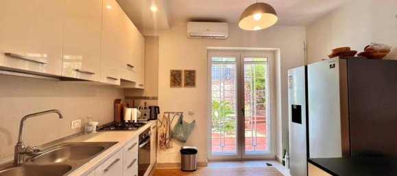 5 rooms Villa in Pozzuoli, Italy No. 21612 21
