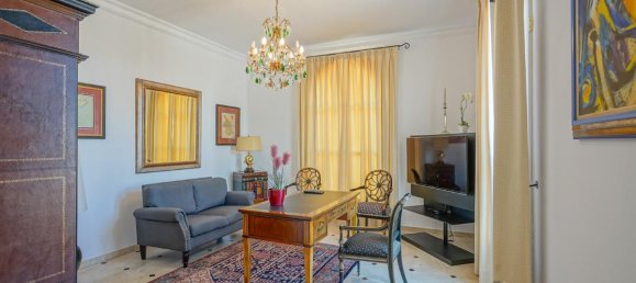 5 bedrooms Villa in Pedreguer, Spain No. 7582 20