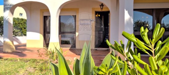 Casa de 3 dormitorios en Albufeira, Portugal No. 21901 2