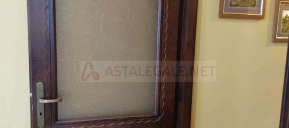 7 bedrooms Apartment in Trofarello, Italy No. 381559 8