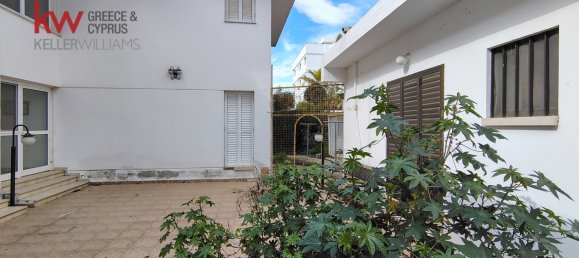 6 dormitorios adosado en venta en Aglandjia, Nicosia, Cyprus № 173825 3