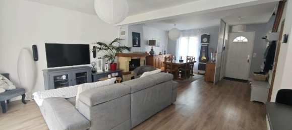 Casa de 3 dormitorios en Moussy-le-Neuf, France No. 318505 8