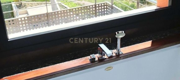 Дом с 5 спальнями в Калонже, Испания № 135986 33