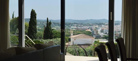 Дом с 5 спальнями в Калонже, Испания № 135986 9