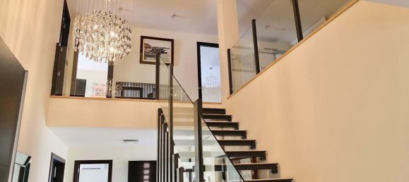 Дом с 5 спальнями в Калонже, Испания № 135986 23