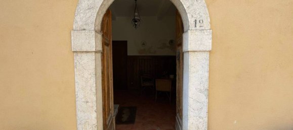 Замки и поместья с 3 спальнями в Альвито, Италия № 373791 3