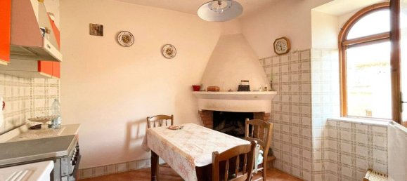 Замки и поместья с 3 спальнями в Альвито, Италия № 373791 23