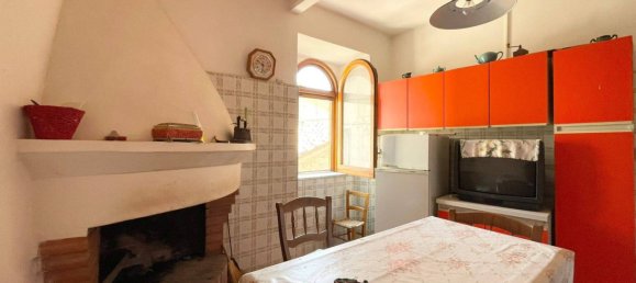 Замки и поместья с 3 спальнями в Альвито, Италия № 373791 24