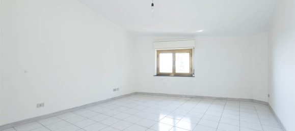 4-Zimmer Wohnung in Valverde, Italy, Nr. 293269 49