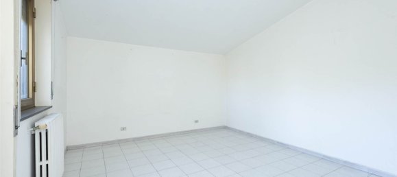 4-Zimmer Wohnung in Valverde, Italy, Nr. 293269 14