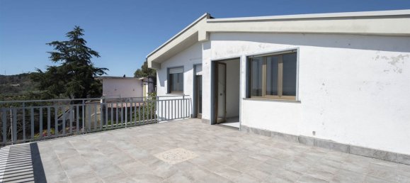 4-Zimmer Wohnung in Valverde, Italy, Nr. 293269 31
