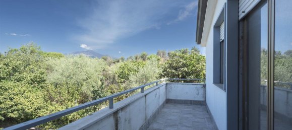 4-Zimmer Wohnung in Valverde, Italy, Nr. 293269 26