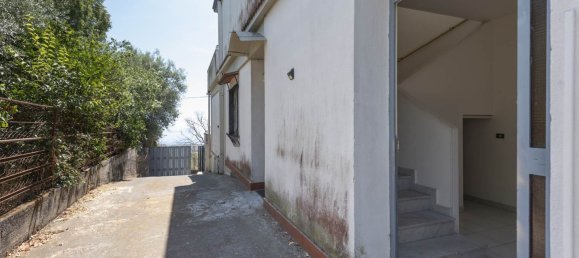 4-Zimmer Wohnung in Valverde, Italy, Nr. 293269 40