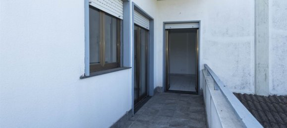 4-Zimmer Wohnung in Valverde, Italy, Nr. 293269 27