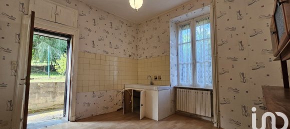 Дом с 7 комнатами в Аверон, Франция № 293589 4