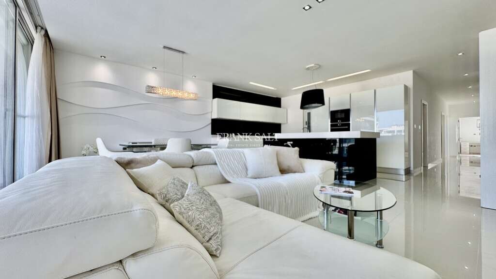 3 bedrooms Apartment in Swieqi, Malta No. 2929