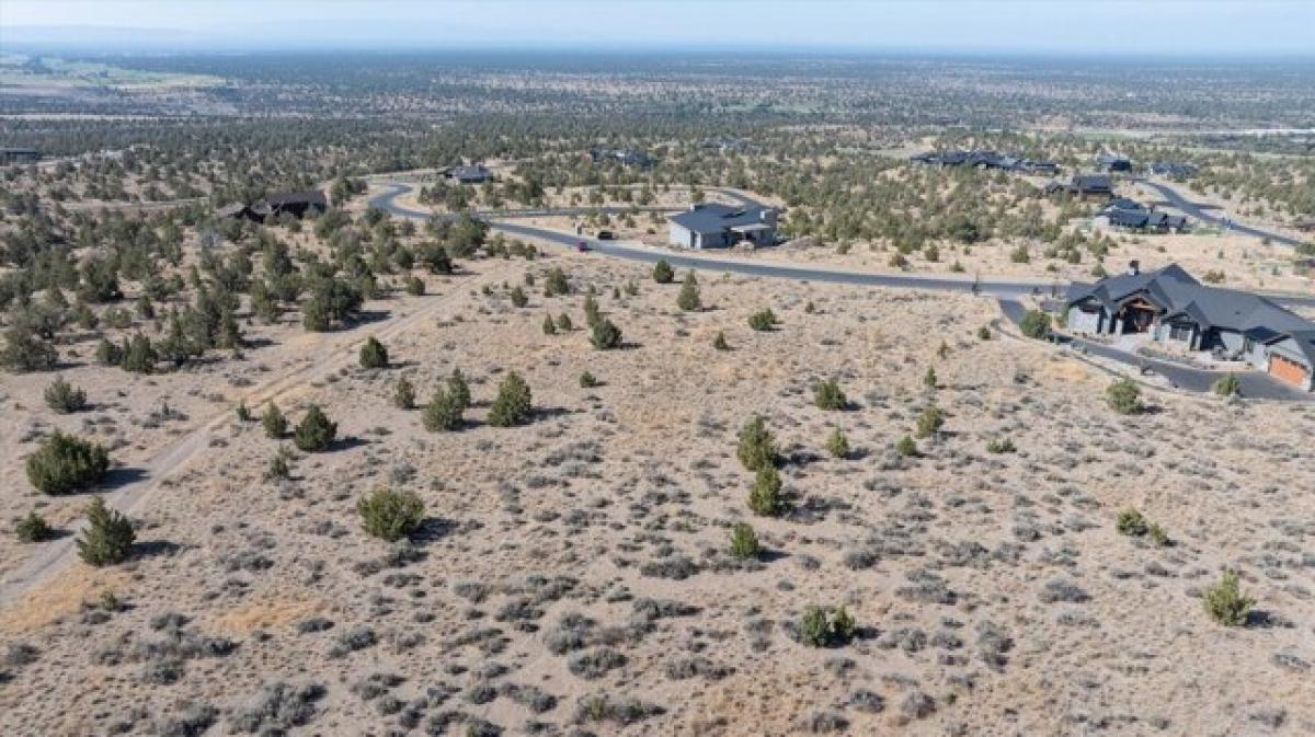  Land in Powell Butte, USA No. 496979