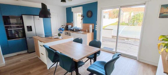 3 bedrooms House in Sainte-Pazanne, France No. 195018 6