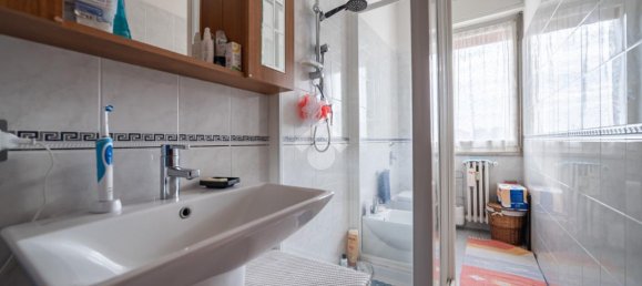 Квартира с 2 комнатами в Падерно Дуньяно, Италия № 235097 10