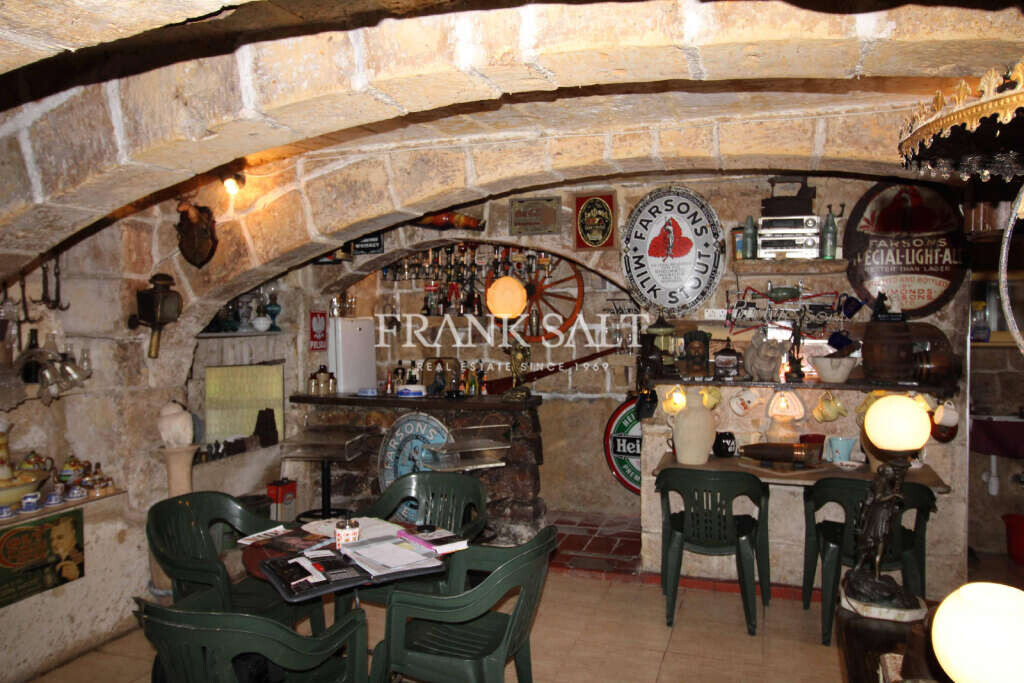 Bureau à Floriana, Malta 106m² No. 13439