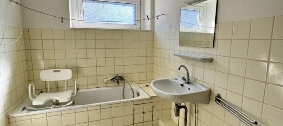 Apartamento de 2 dormitorios en Bergisch Gladbach, Germany No. 19718 16