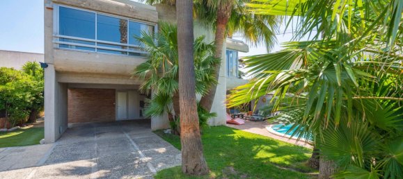 3 bedrooms Villa in Marseille, France No. 332990 2