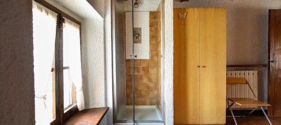 Casa de 5 habitaciónes en Pescia, Italy No. 298963 21