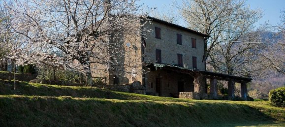 Casa de 5 habitaciónes en Pescia, Italy No. 298963 23