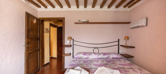 Casa de 5 habitaciónes en Pescia, Italy No. 298963 15