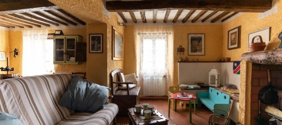 Casa de 5 habitaciónes en Pescia, Italy No. 298963 30