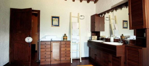 Casa de 5 habitaciónes en Pescia, Italy No. 298963 19