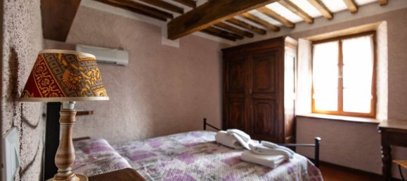 Casa de 5 habitaciónes en Pescia, Italy No. 298963 11