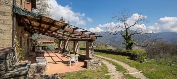 Casa de 5 habitaciónes en Pescia, Italy No. 298963 25