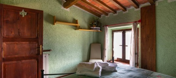 Casa de 5 habitaciónes en Pescia, Italy No. 298963 20