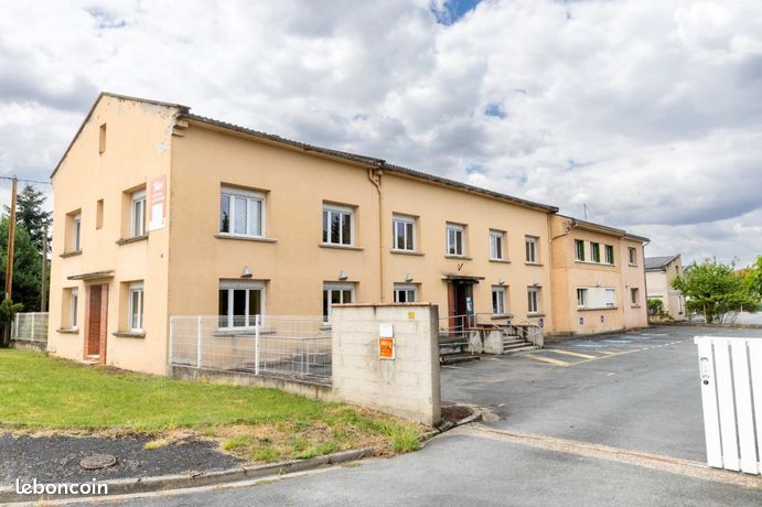 779m² Office in Albi, France No. 300376